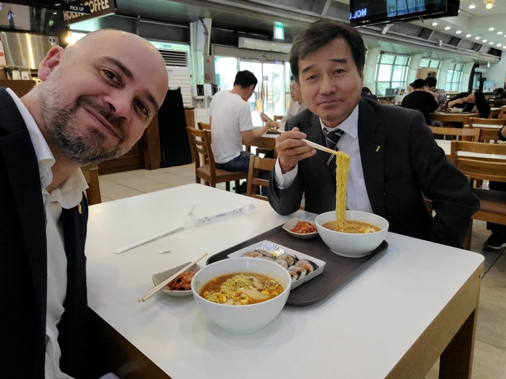 lg_k16837647604863_KakaoTalk_20230511_090414515_07_%282%29.jpg